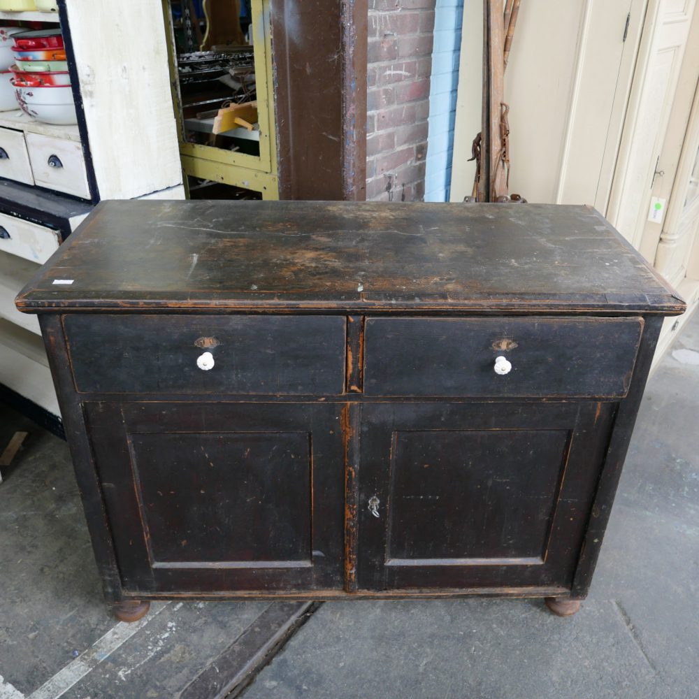 Bruine onderkast dressoir commode