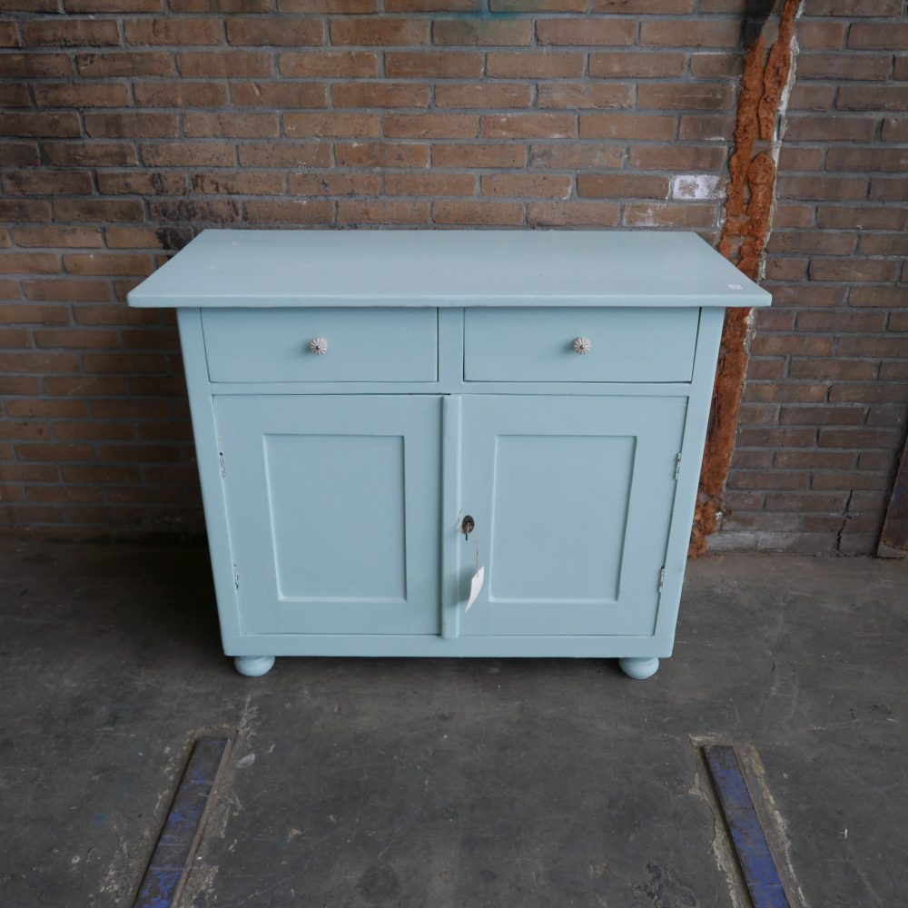 Blauwe commode