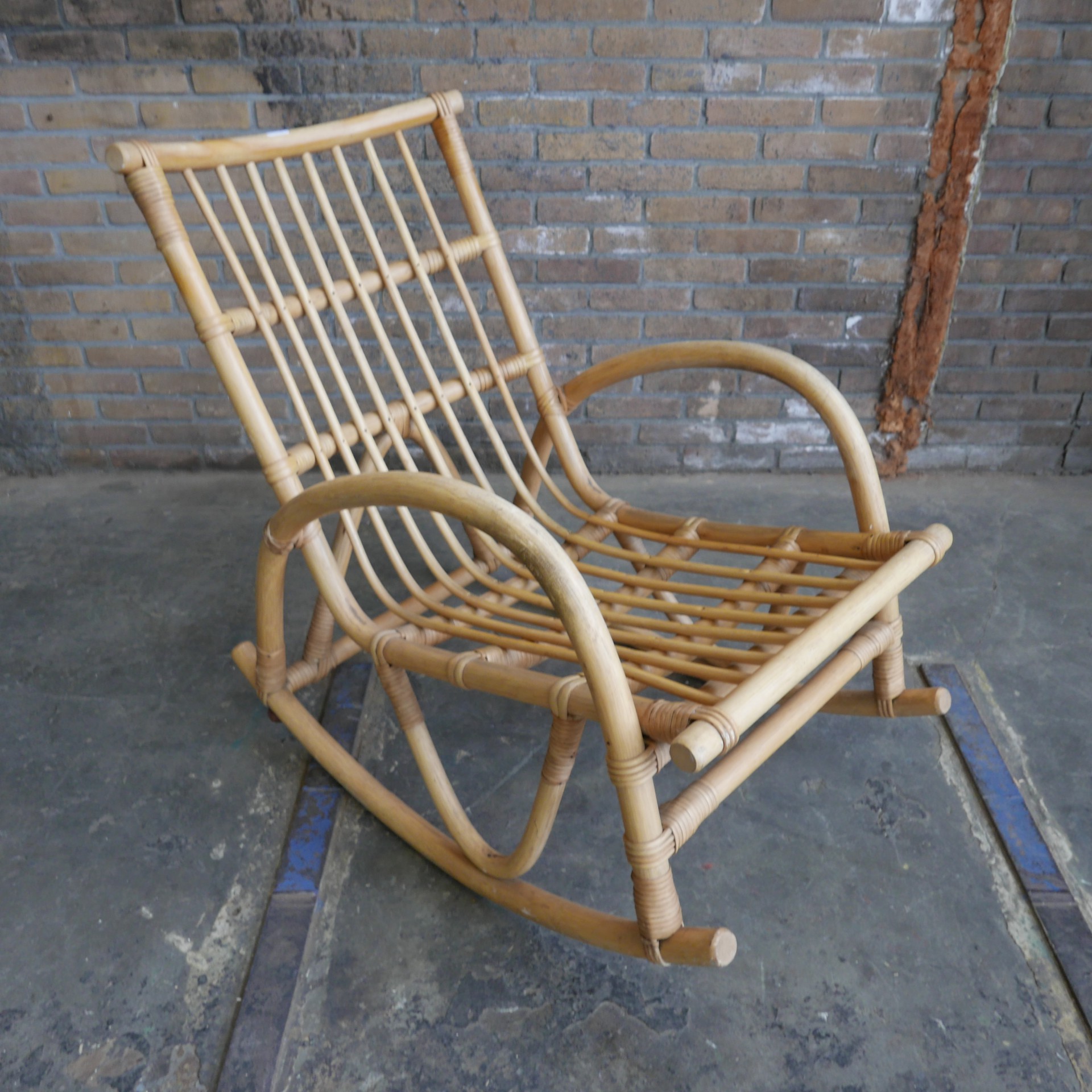 Welp Rotan schommelstoel » Van Dijk & Ko ER-55