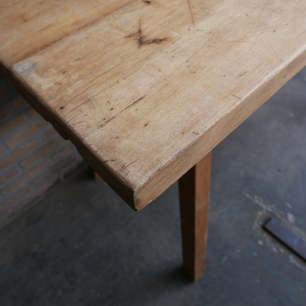 Houten slachttafel