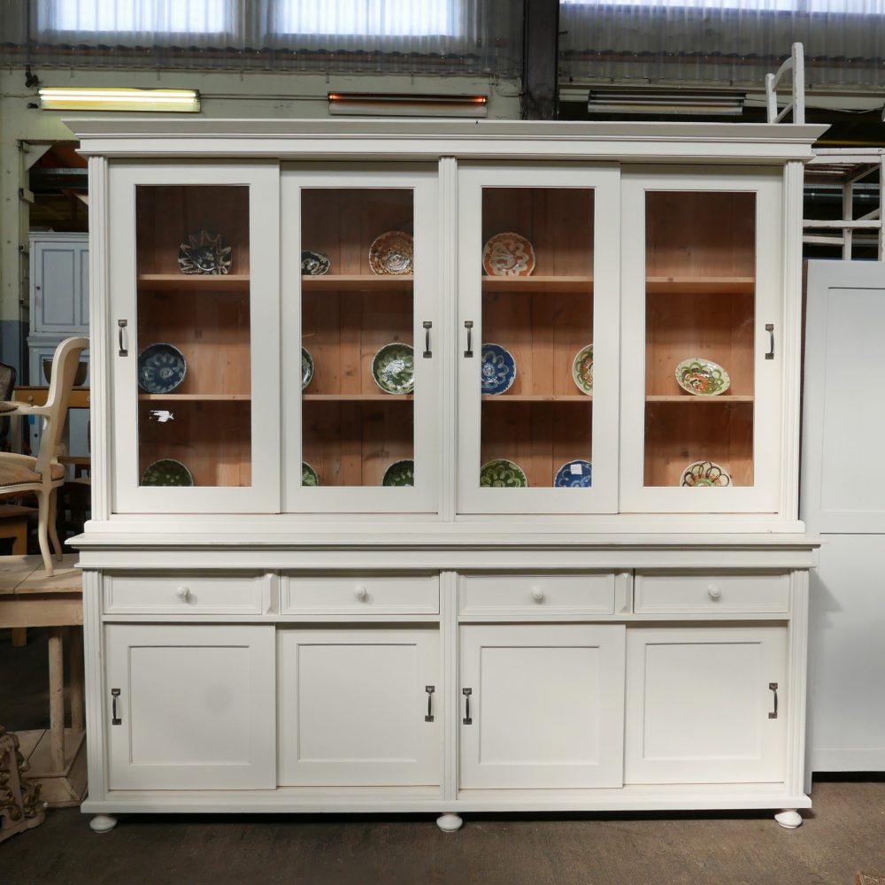Houten vitrinekast