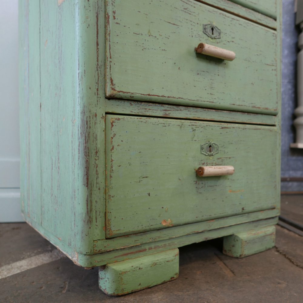 Mintgroene ladekast