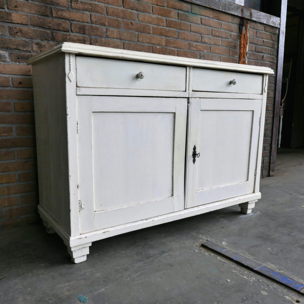 Witte keukenkast