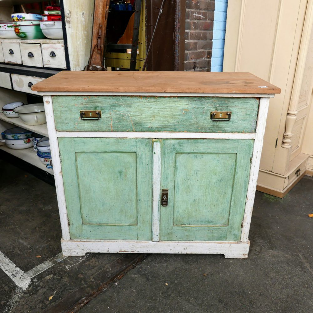 Wit-groene commode