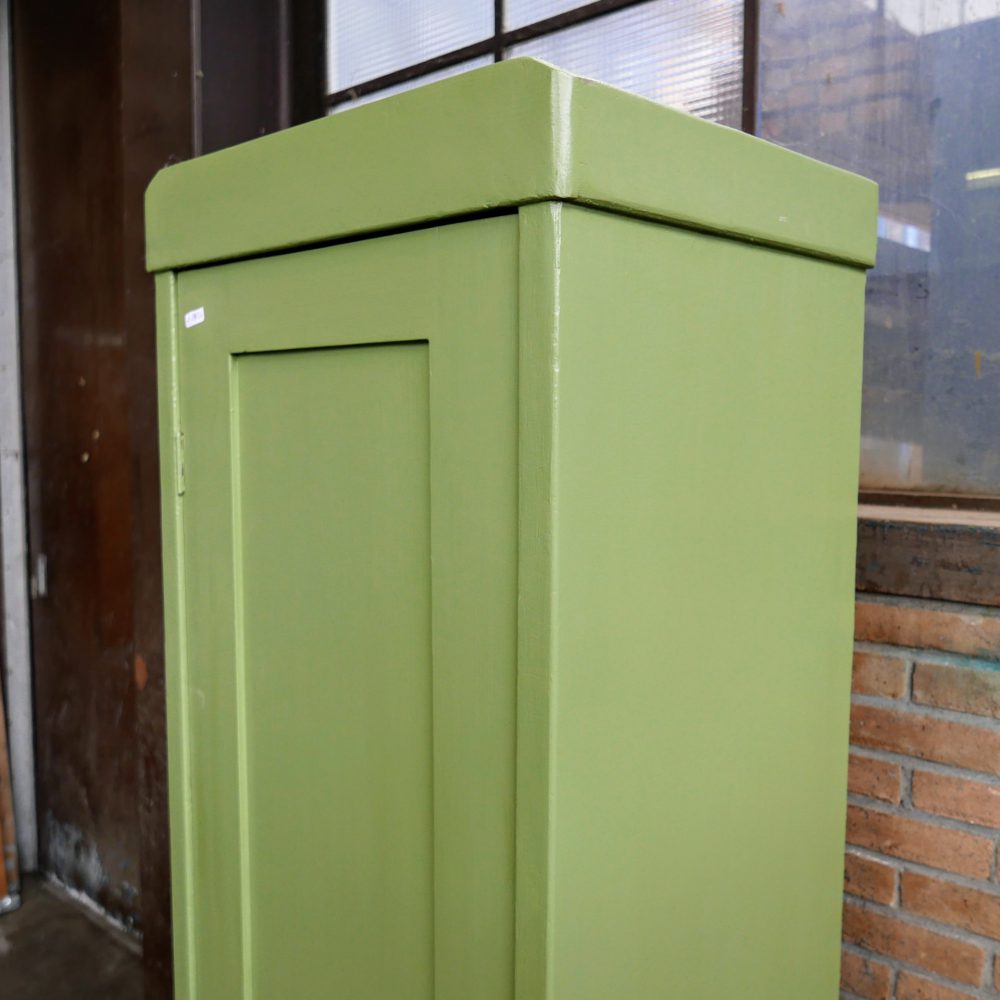 Groene linnenkast