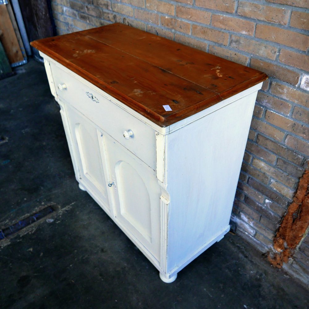 Commode