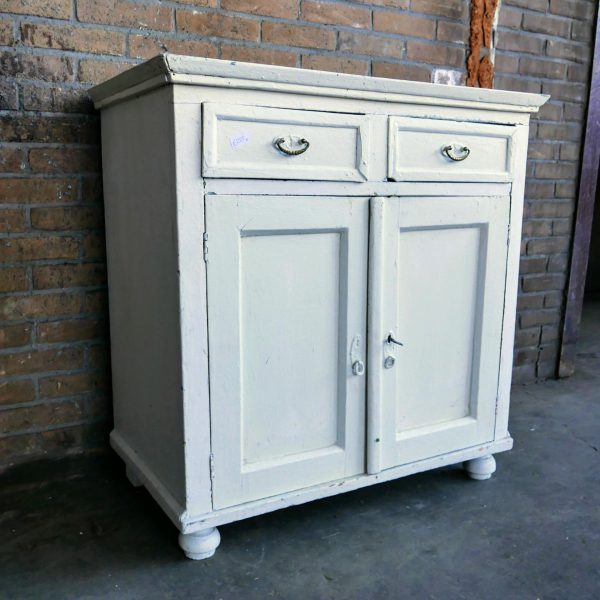 Witte commode