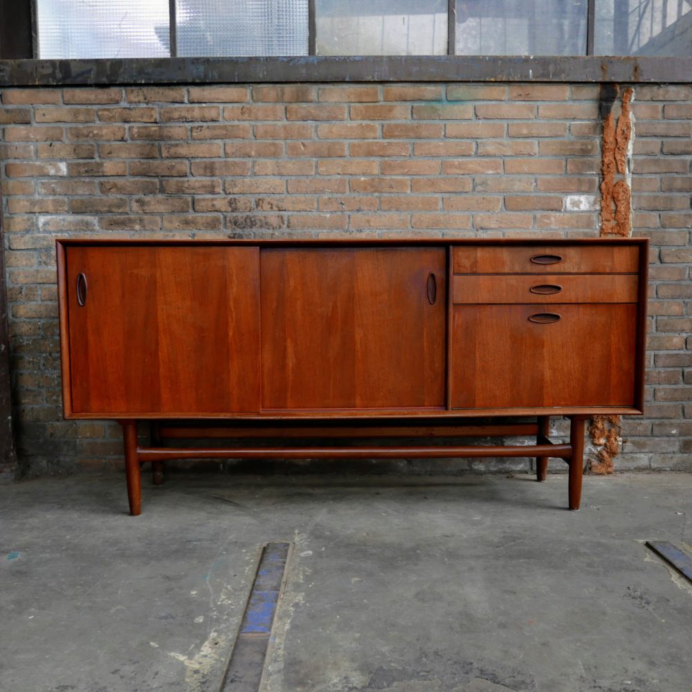 Vintage dressoir