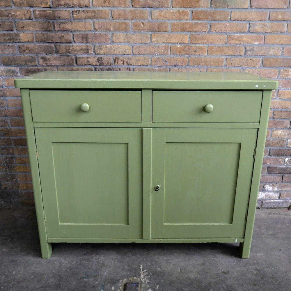 Groene commode