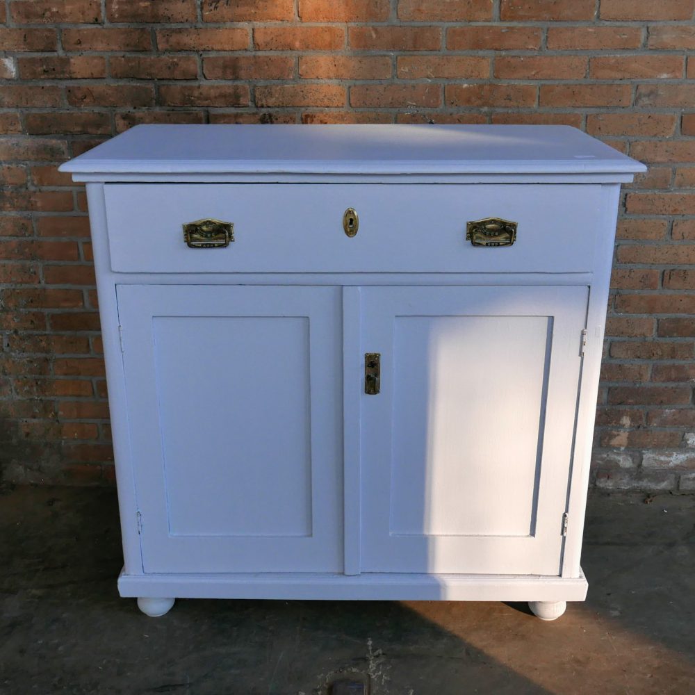 Blauwe commode