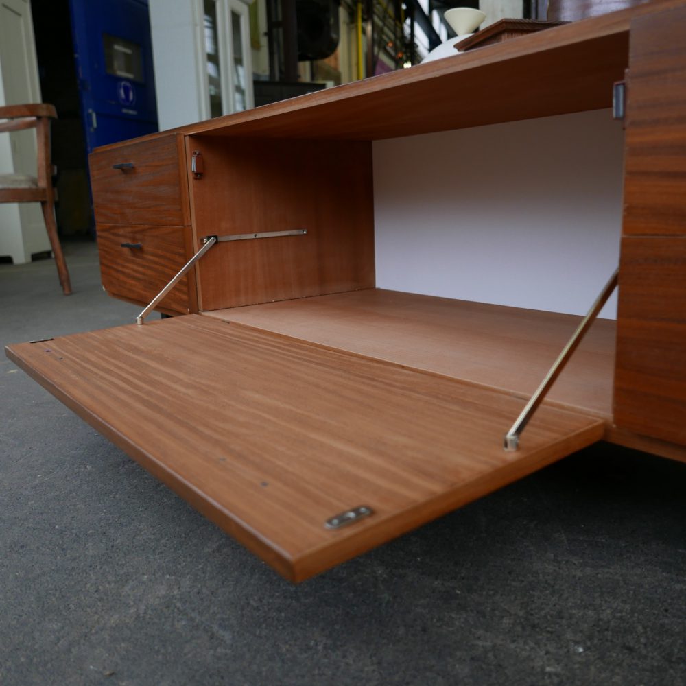 Vintage dressoir