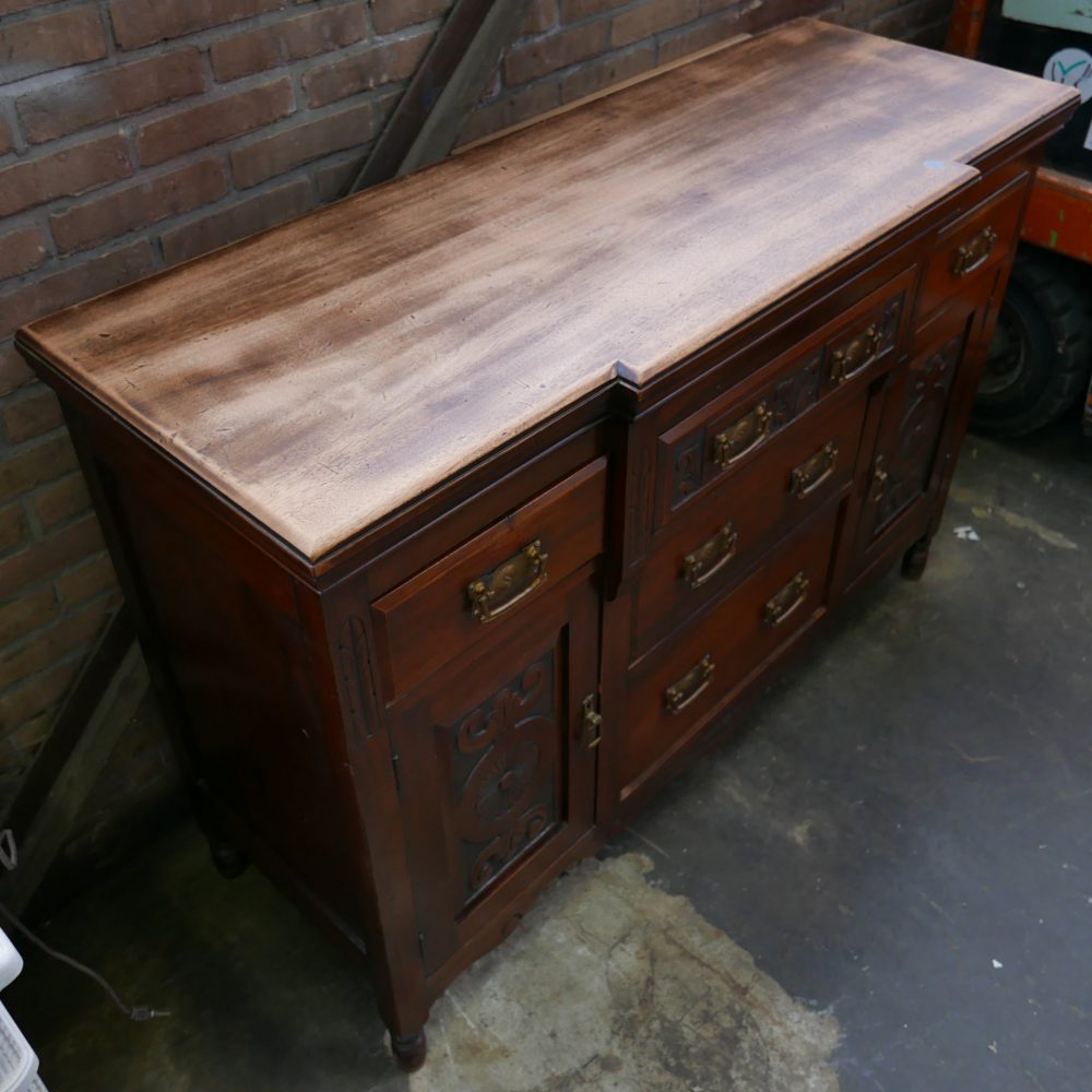 Houten dressoir