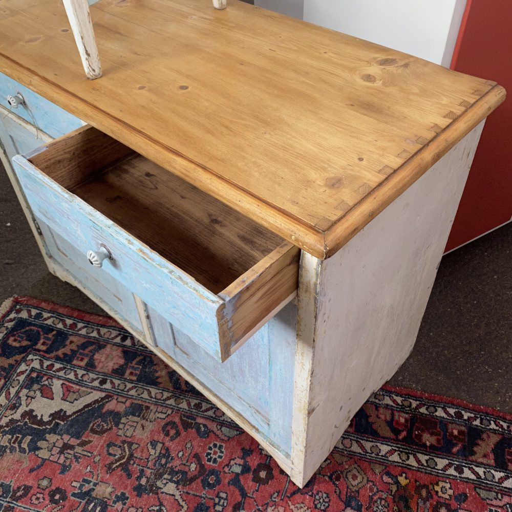 Brocante blauwe commode