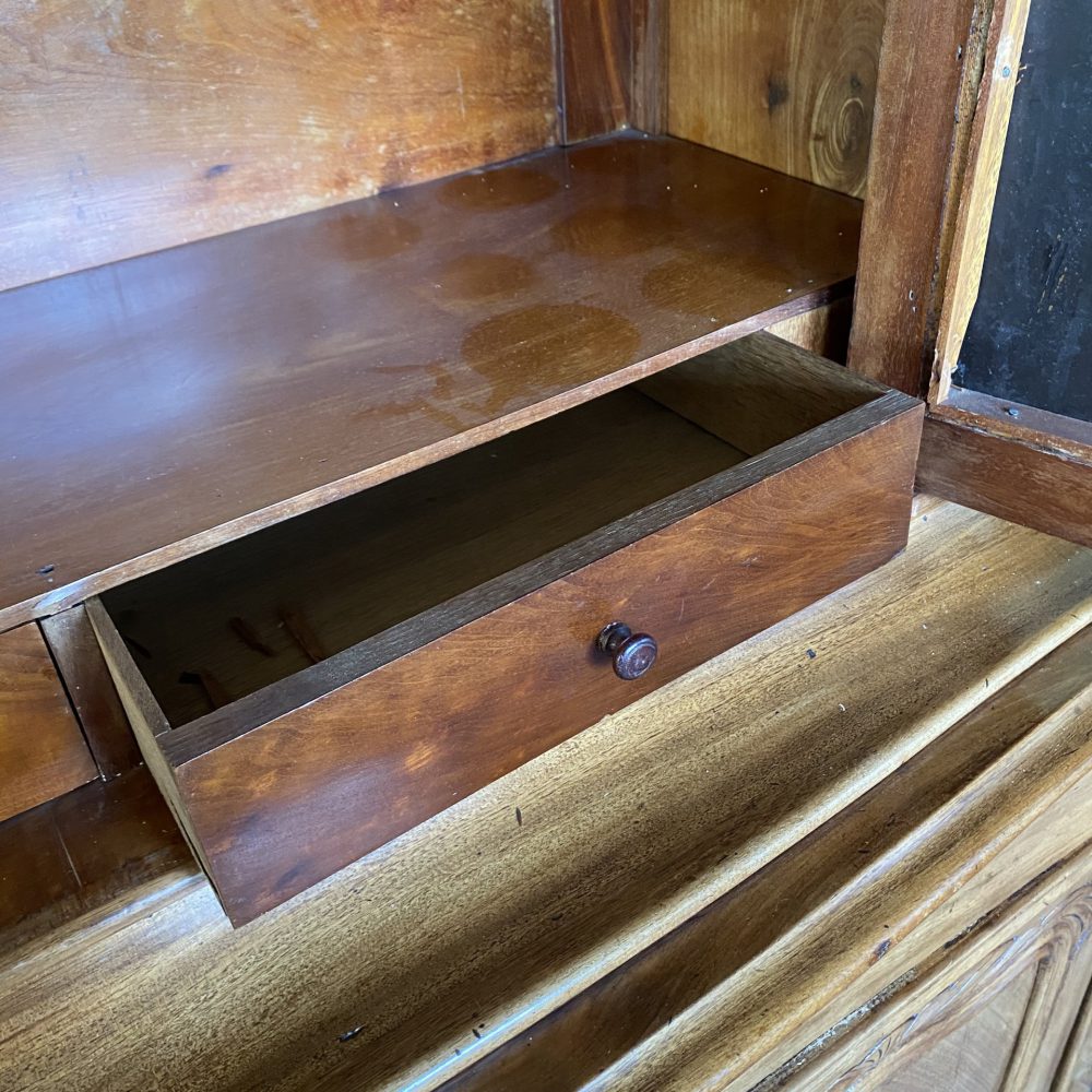 Houten spiegelkast