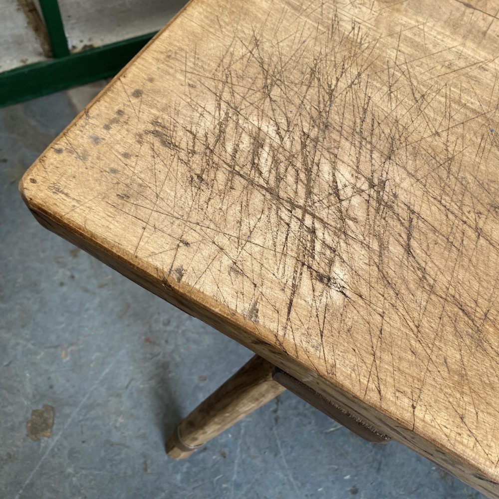 Houten slachttafel