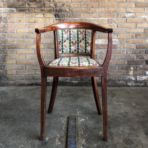 Houten stoel