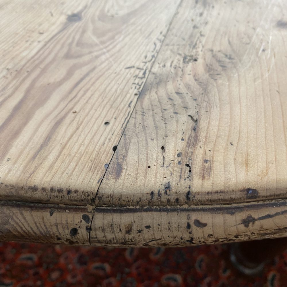 Ronde houten eettafel