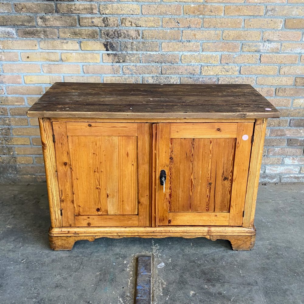 Houten onderkast commode