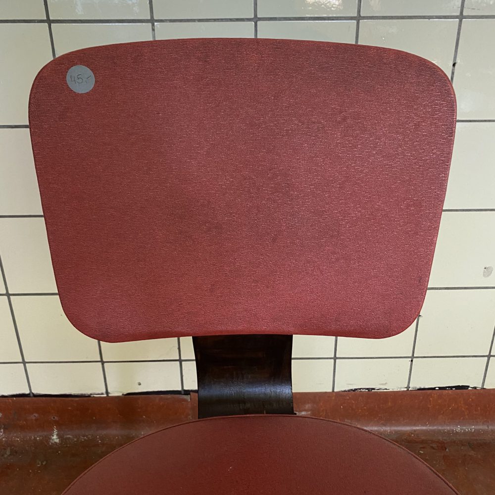 Retro houten stoel