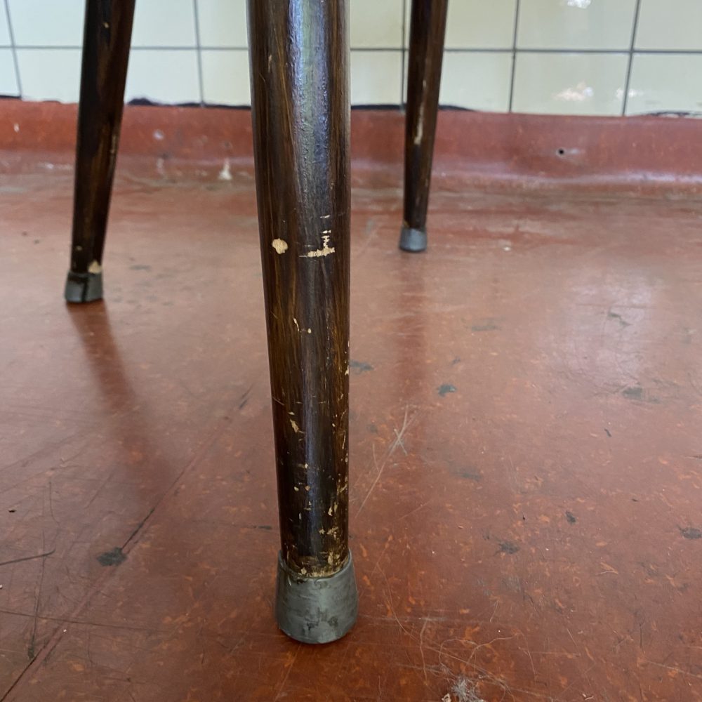 Retro houten stoel