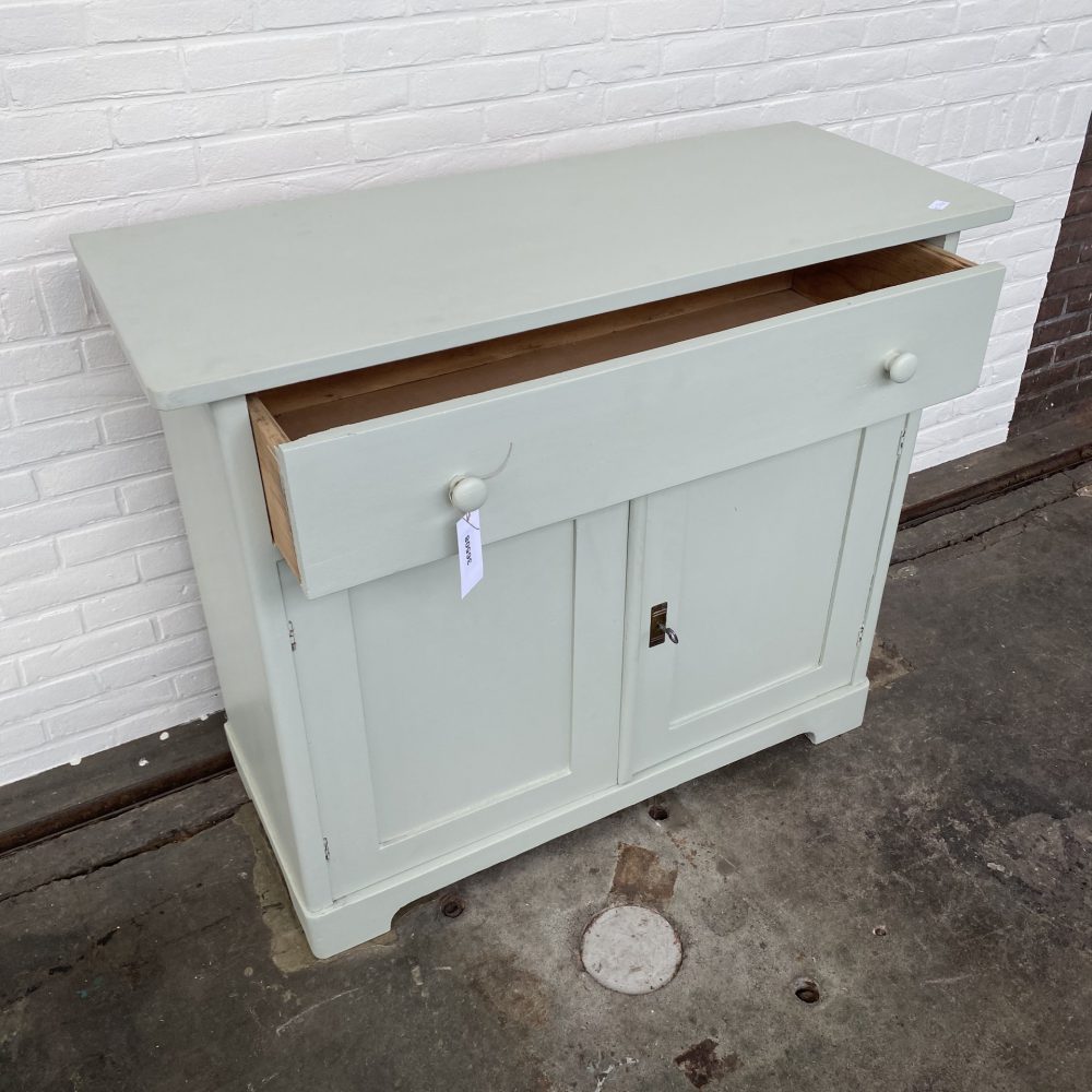 Grijze commode