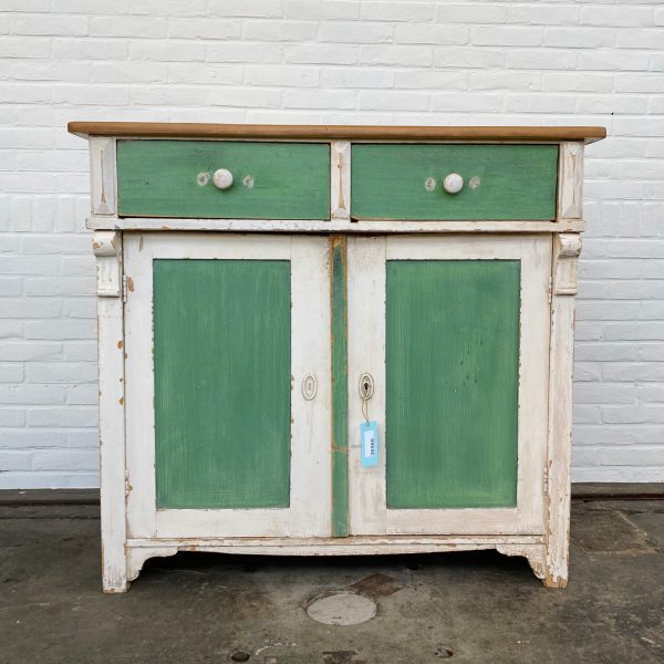 Groen-witte commode