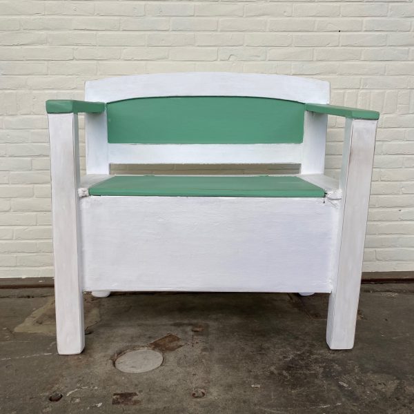 Witte klepbank