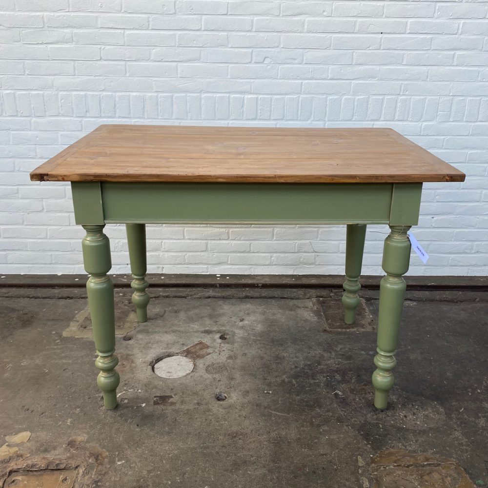 Groene eettafel