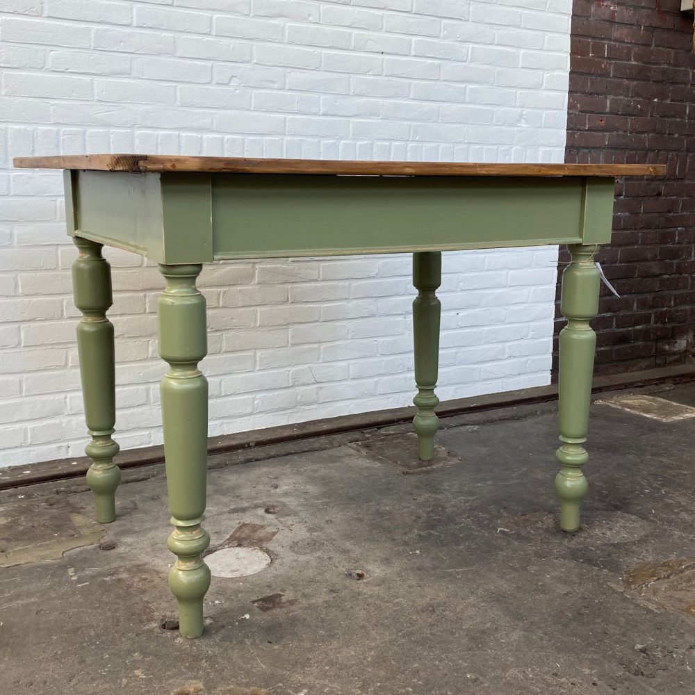 Groene eettafel