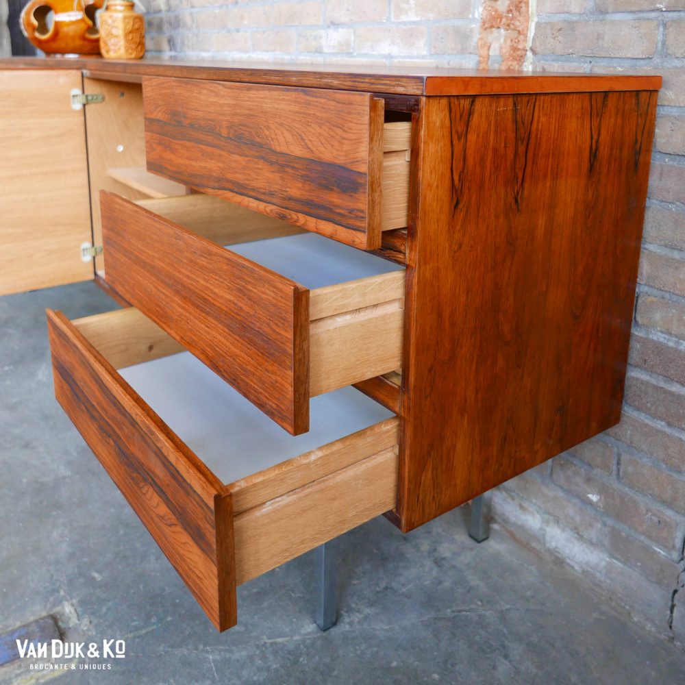 Vintage dressoir