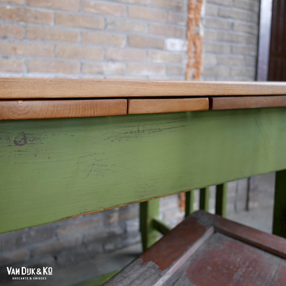 Groene eettafel