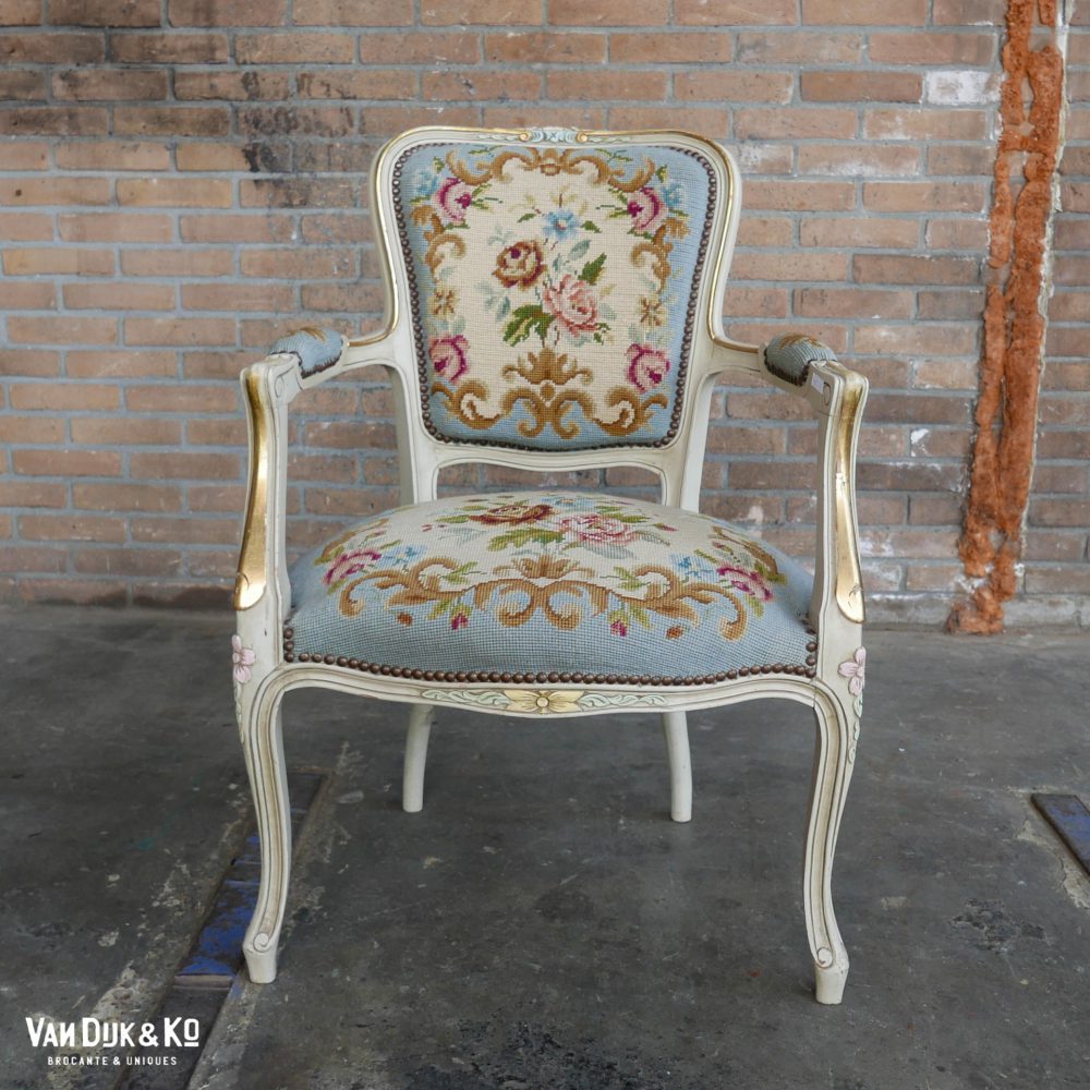 Louis XV stoel met bloemenprint