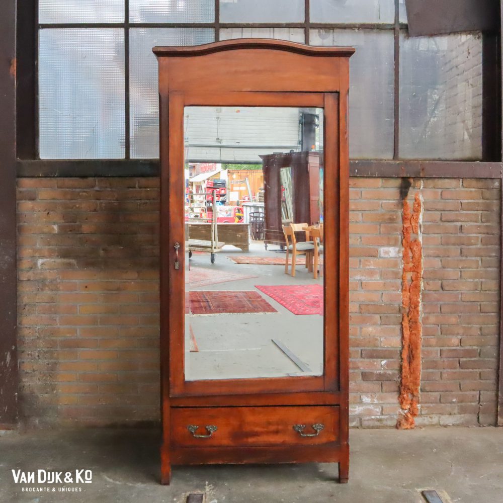 Vintage eendeurskast met spiegel