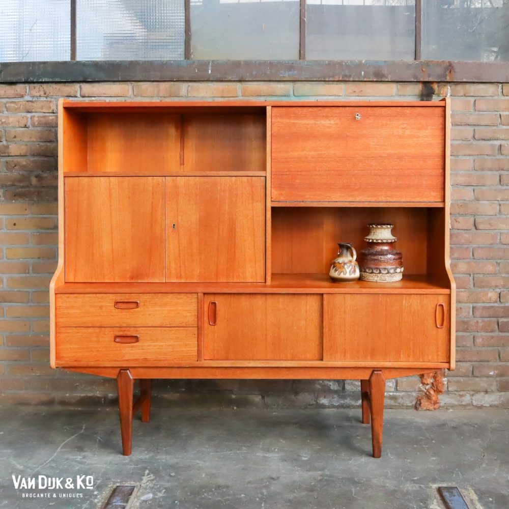 Vintage dressoir