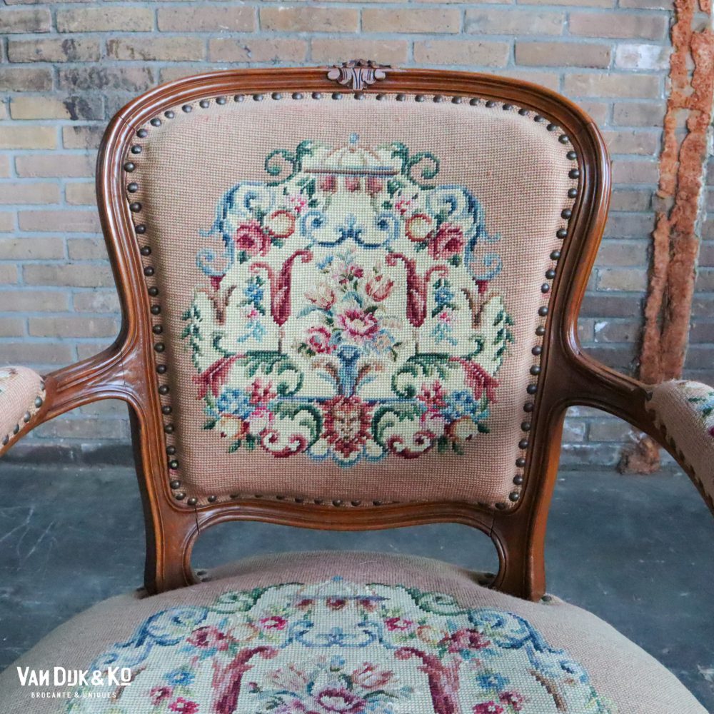 Louis XV stoel met bloemenprint