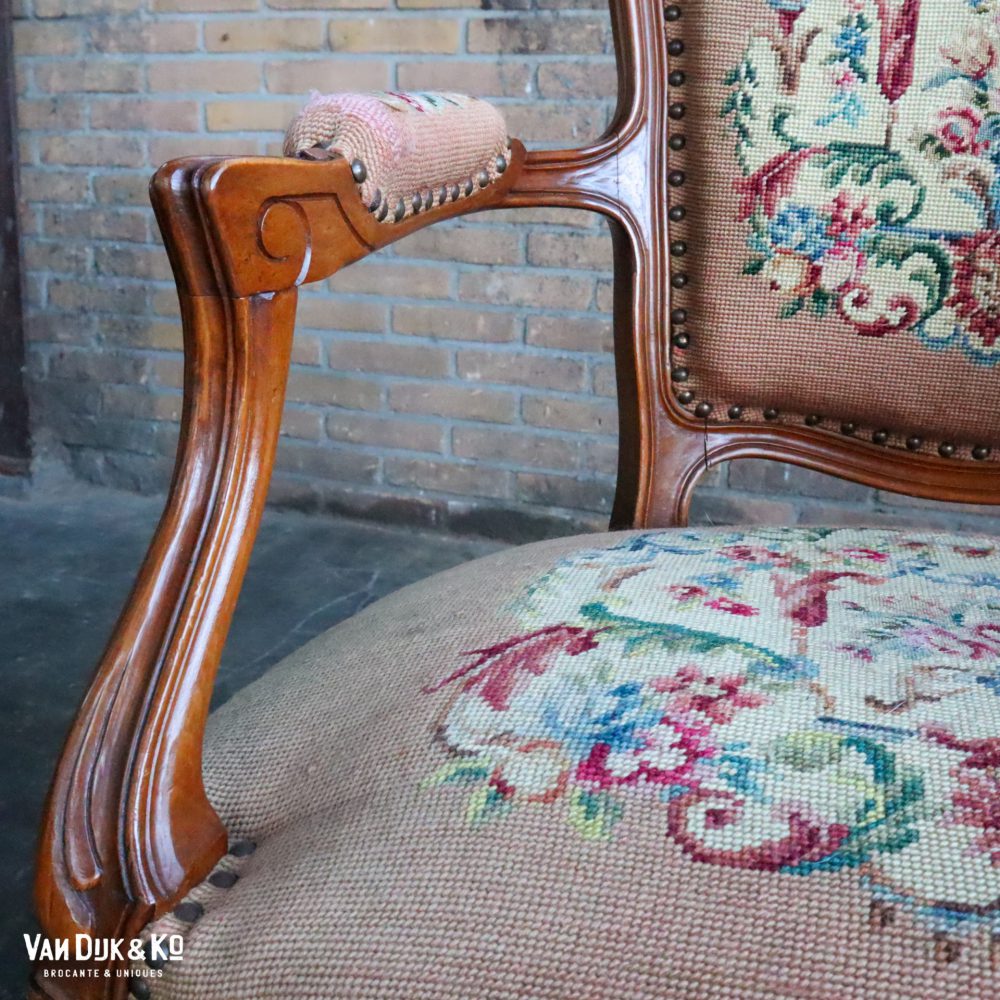 Louis XV stoel met bloemenprint