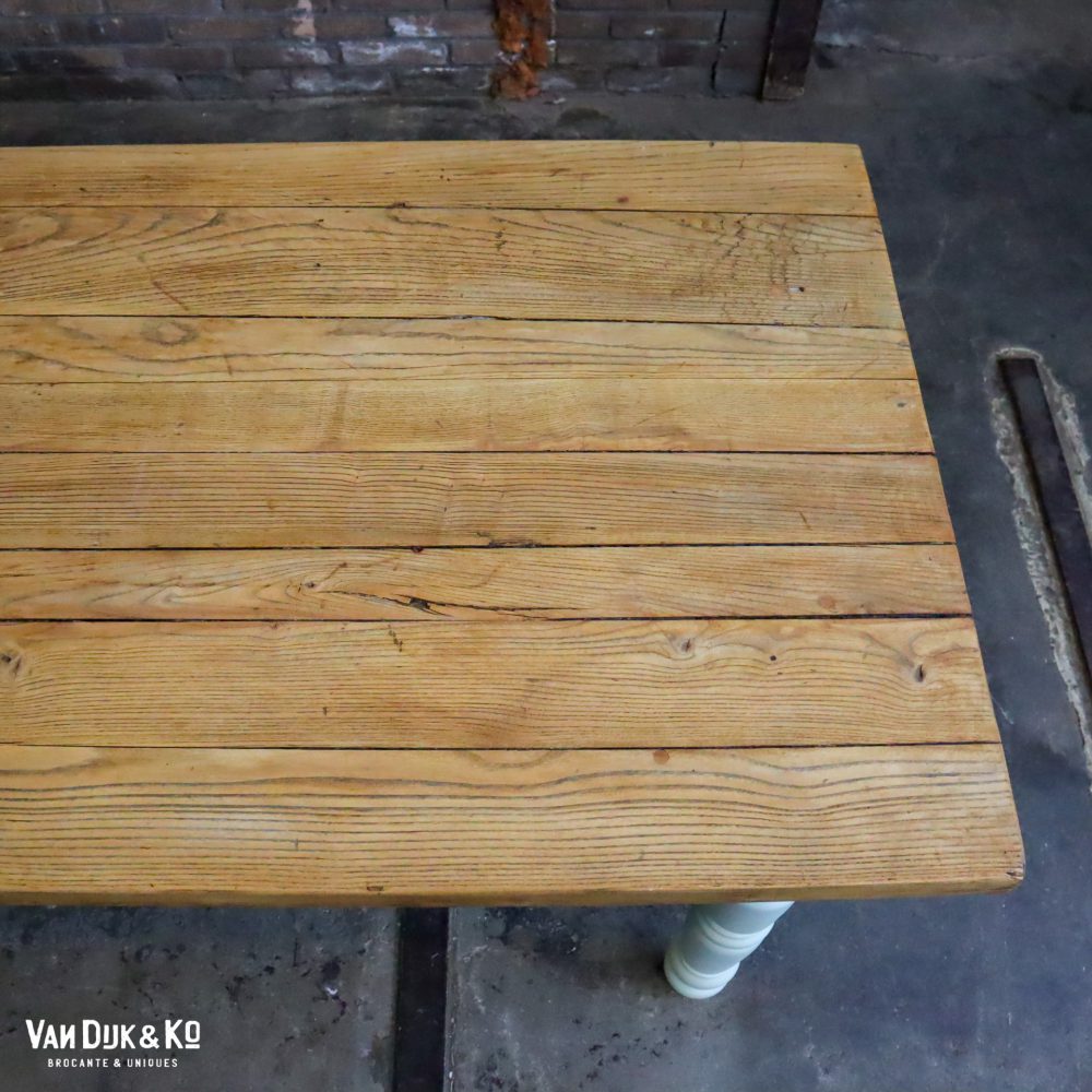 Houten eettafel - Afbeelding 4