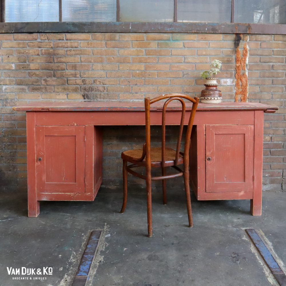 Brocante houten bureau