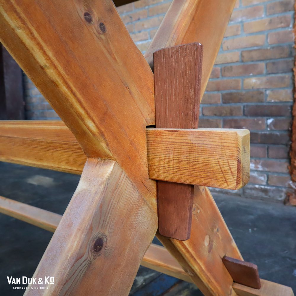 Houten kruispoot werktafel - Afbeelding 4
