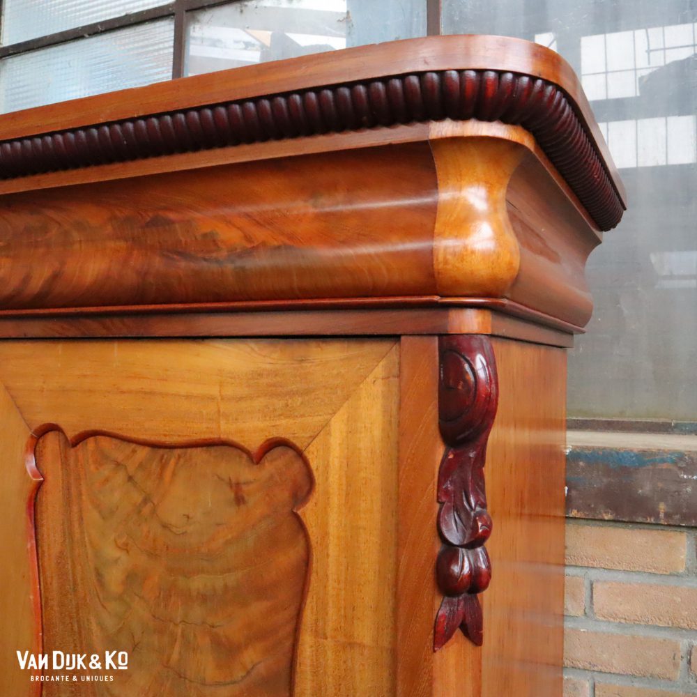 Vintage Biedermeier linnenkast - Afbeelding 4