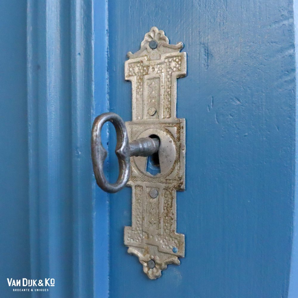 Blauwe vitrinekast - Afbeelding 8