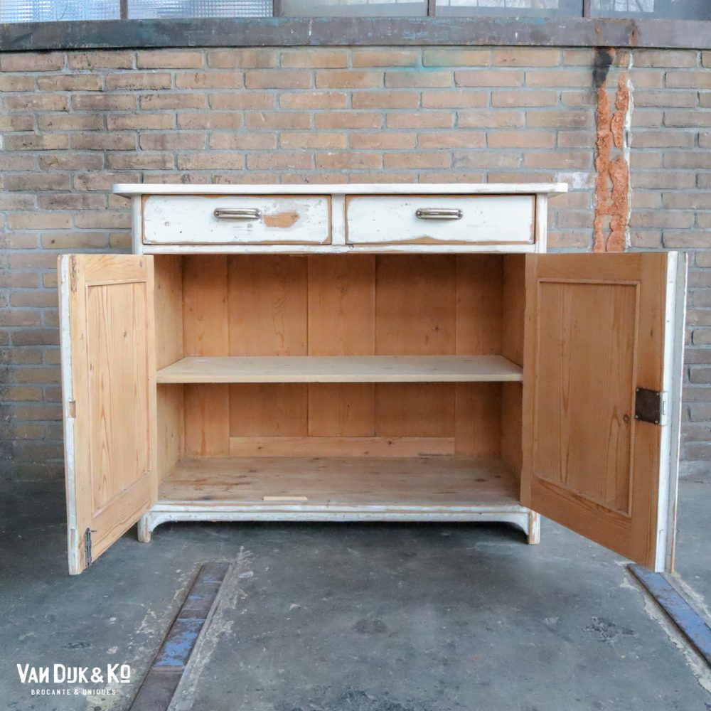Brocante witte onderkast - Afbeelding 3