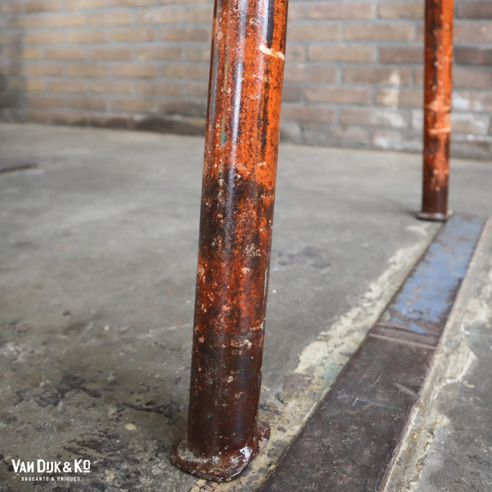 Industriële tafel - Afbeelding 8