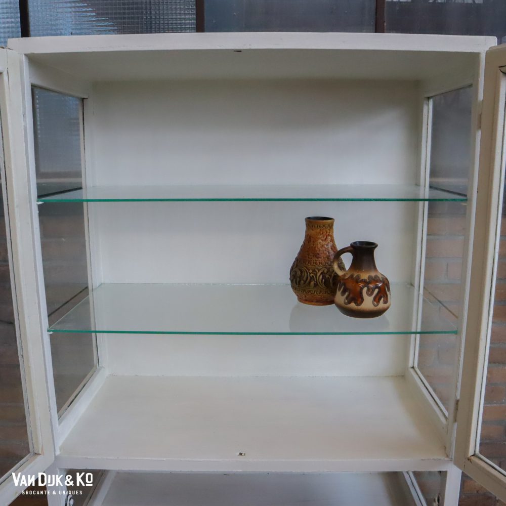 Witte houten vitrinekast - Afbeelding 5