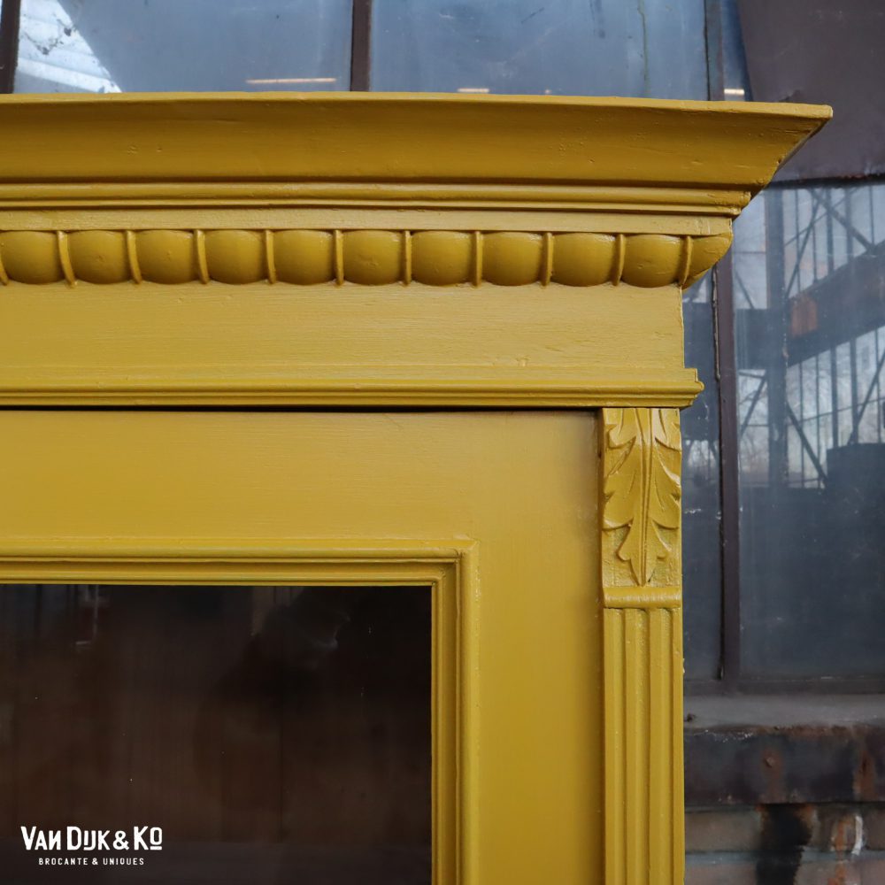 gele brocante vitrinekast - Afbeelding 5