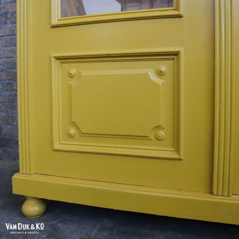 gele brocante vitrinekast - Afbeelding 6