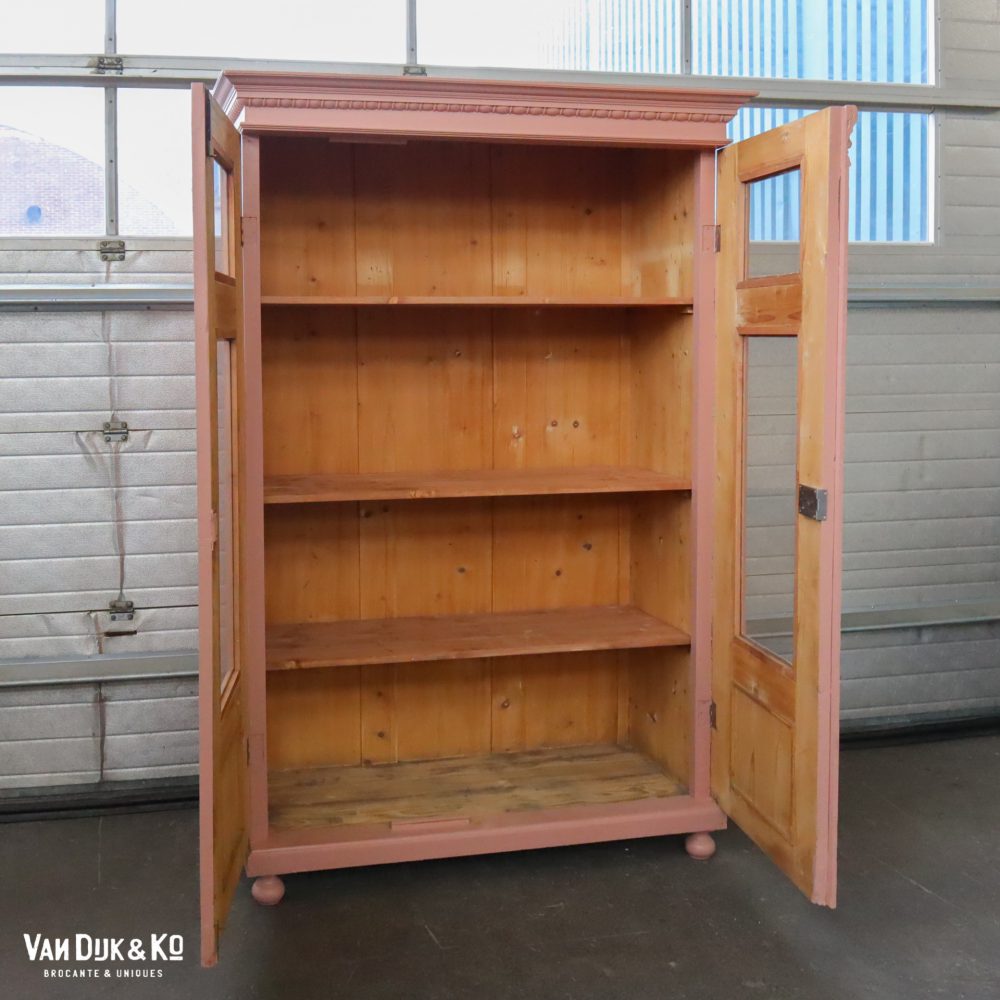 Brocante roze vitrinekast - Afbeelding 3