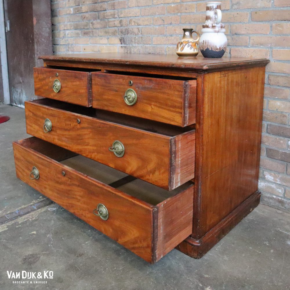 Houten dressoir ladekast