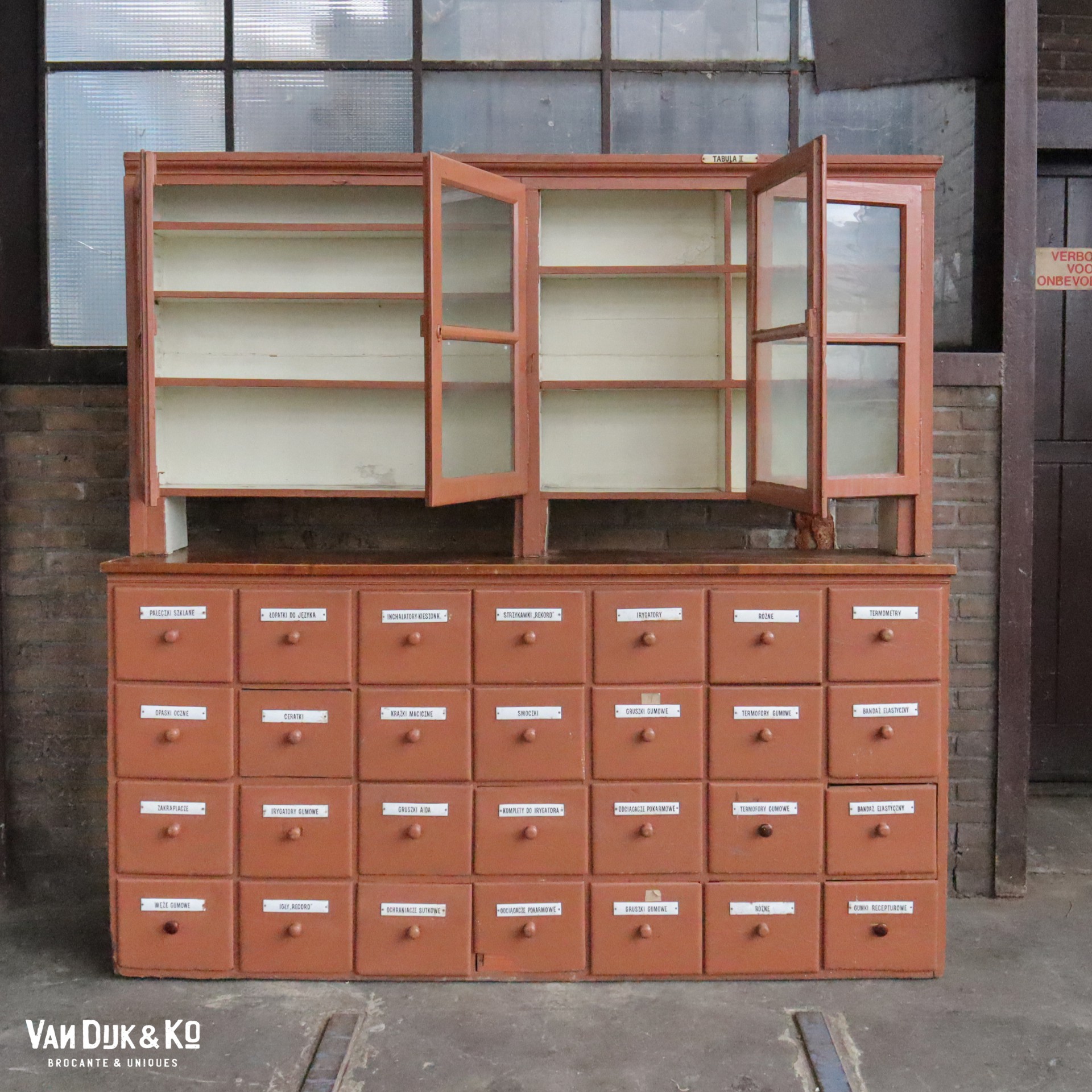 Vintage apothekerskast » Van & Ko