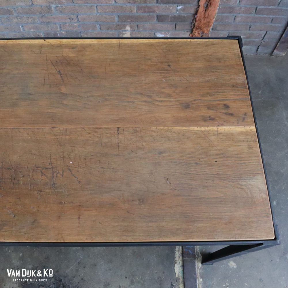 Industriële tafel